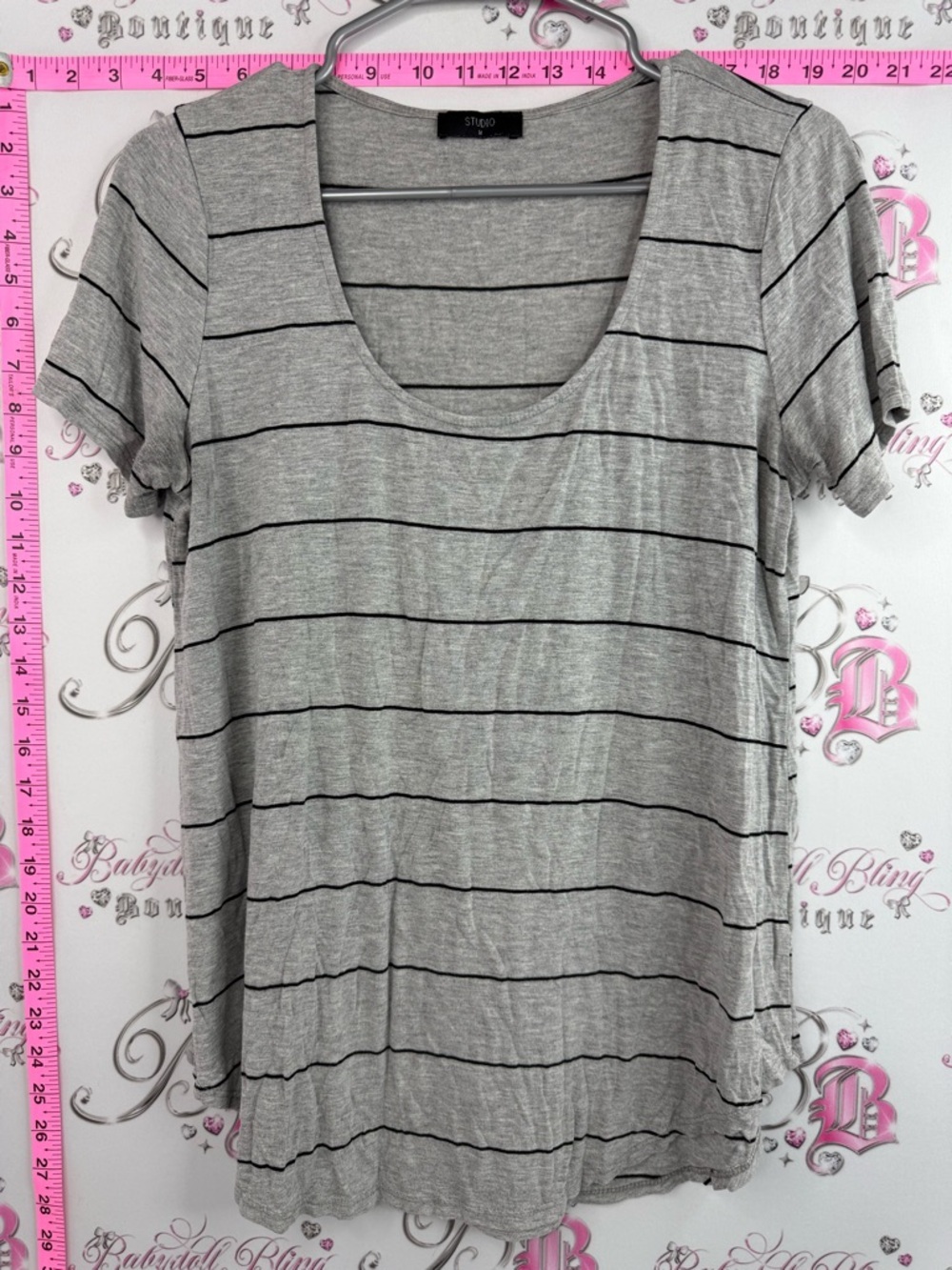 Studio M shirt stripes black Gray Striped Scoop Neck Tee